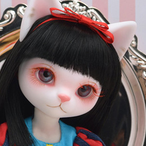 Bebe Doll Girl - Snow White Princess Charles - LE20