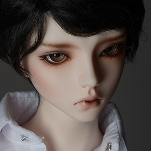 Glamor Model Doll - Ezra Dufour