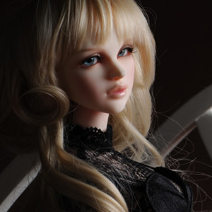 Glamor Eve Doll - Black Diva ; Skylar - LE10