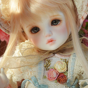 Dear Doll Girl - Ami