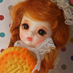 Bebe Doll Girl - Thumbelina Cream Sweety - LE20