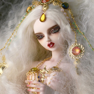 Mystic Doll - Amber Cave Mermaid; Zinna - LE10