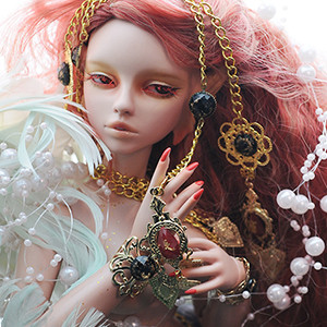 Mystic Doll - Stardust Mermaid; Suntan Tara - LE30