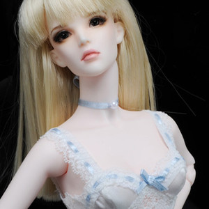 Fashion Doll - White Misia - LE 100