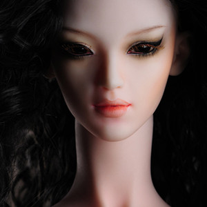 Fashion Doll - Neo Mika - LE 100