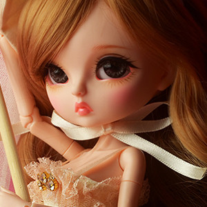 Neo Lukia Doll - Scrying Cream Lukia - LE20