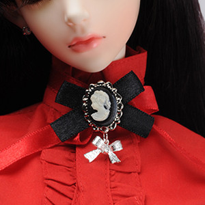 Cameo Ribbon Brooch (Black)[F3-3-5]