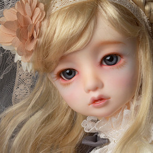 Illua Doll - Be my heart : Petit Alice - LE10