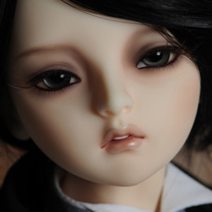 Youth Dollmore Adam - Lisbet ;  Mio LE10